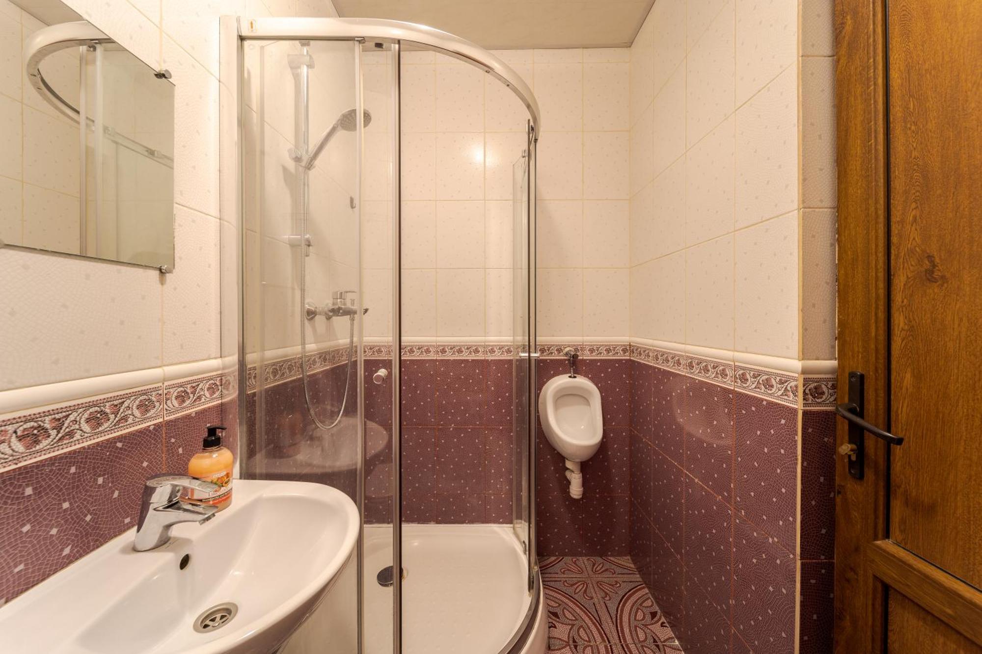 Soborniy Hostel Львов Экстерьер фото