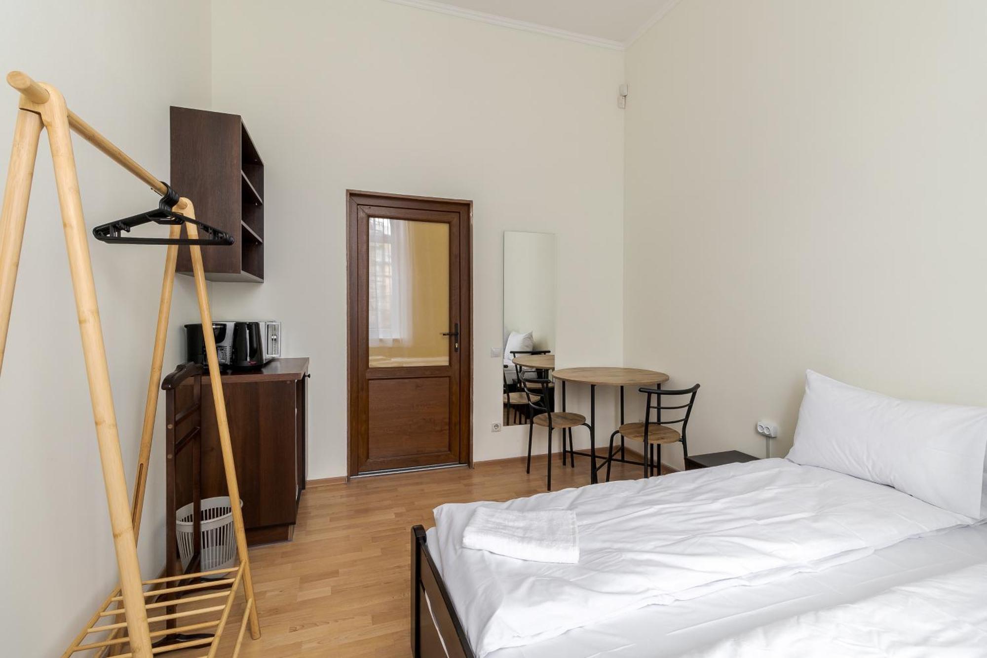 Soborniy Hostel Львов Экстерьер фото