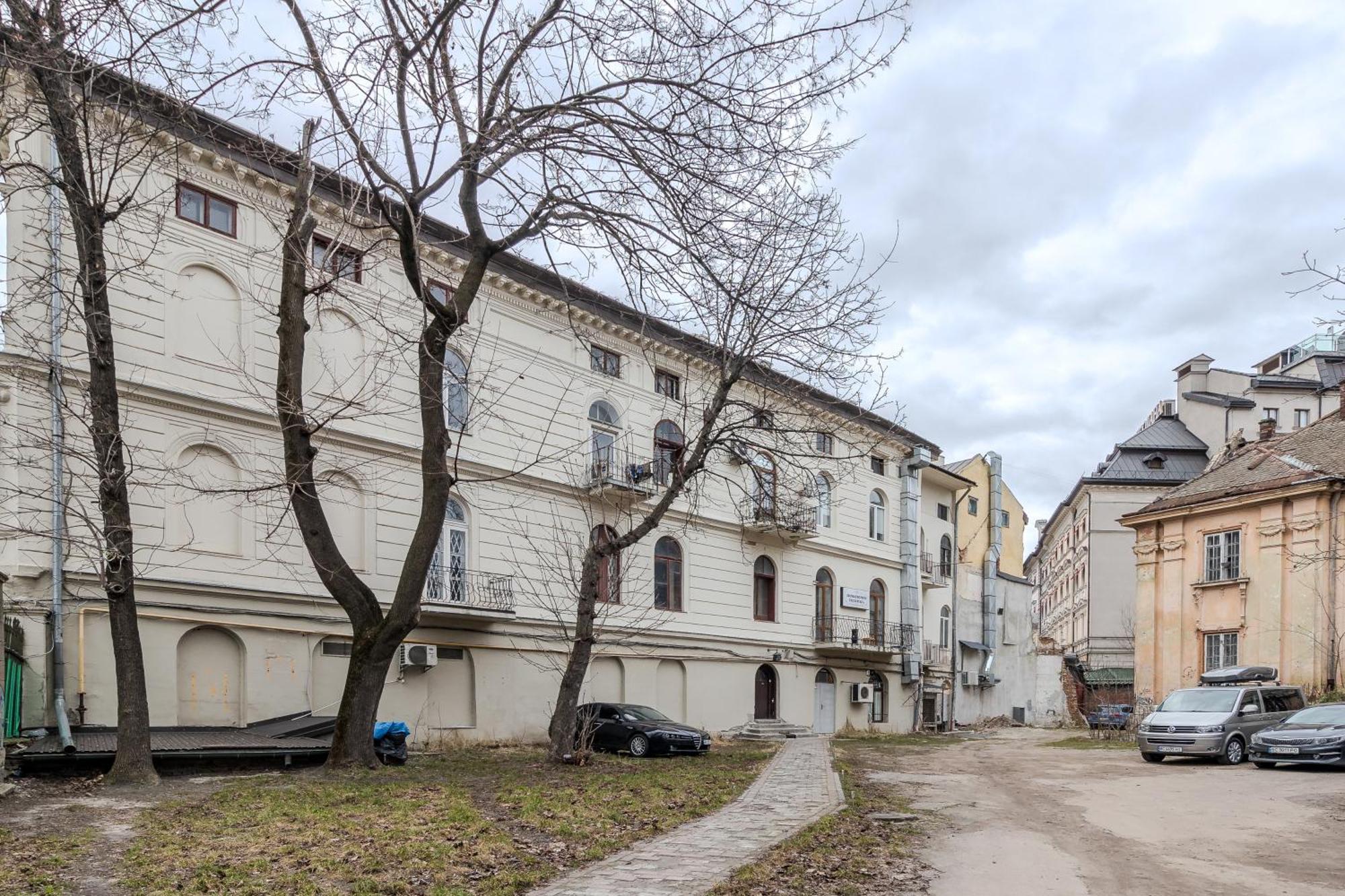 Soborniy Hostel Львов Экстерьер фото